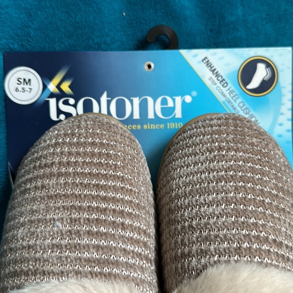 Small isotoner slippers - Picture 2 of 3